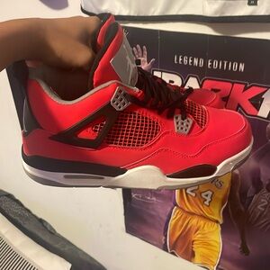 Jordan 4 toro bravo